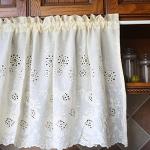 Mantovane bianche di cotone a fiori lavabili in lavatrice per tende 
