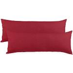 Cuscini rossi di cotone sostenibili per divani 