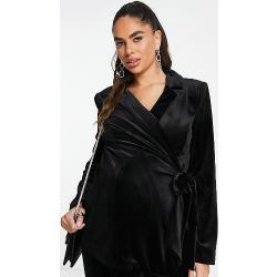 ASOS DESIGN Maternity - Blazer da abito in velluto nero con cintura avvolgente laterale
