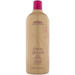 Shampoo senza parabeni naturali cruelty free texture olio per capelli colorati Aveda 