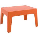 Tavolini arancioni di plastica 
