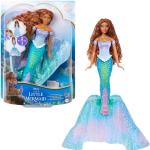 Mattel Disney La Sirenetta - Ariel bambola Trasformabile, cambia da umana a sirena, premi la collana e l'abito blu diventa una coda da sirena multicolore, giocattolo per bambini, 3+ anni, HLX13
