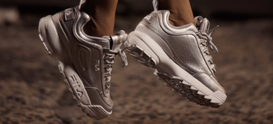 Sneakers Fila con zeppa color argento