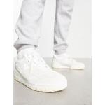 New Balance - 550 - Sneakers in camoscio color bianco sporco e crema