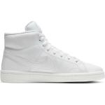 Sneakers alte larghezza E scontate eleganti bianche numero 36,5 taglie comode di gomma con stringhe per Donna Nike COURT ROYALE 