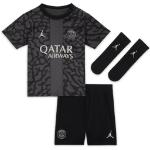 Abbigliamento e vestiti grigi da calcio per neonato Nike Paris Saint-Germain F C di Kelkoo.it 