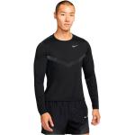 T-shirt scontate nere L in poliestere traspiranti da running per Uomo Nike Rise 365 
