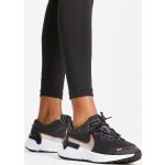 Nike Running - Renew Run 3 - Sneakers nere e argento-Nero