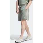 Shorts scontati verdi XL di cotone sostenibili per Uomo adidas 