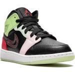 Sneakers alte larghezza E nere con stringhe per Donna Nike Air Jordan 1 Mid Michael Jordan 