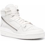 Sneakers alte larghezza A scontate bianche di gomma a righe chiusura velcro per Donna adidas Forum 