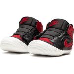 Sneakers slip on larghezza E nere di gomma con stringhe per Donna Nike Jordan 
