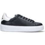 Sneakers larghezza E scontate eleganti nere numero 37 con tacco da 5 cm a 7 cm per Donna Woolrich 