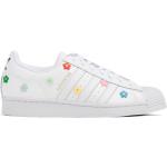 Sneakers stringate larghezza A bianche di gomma a fiori con stringhe per Donna adidas Superstar Hello Kitty 